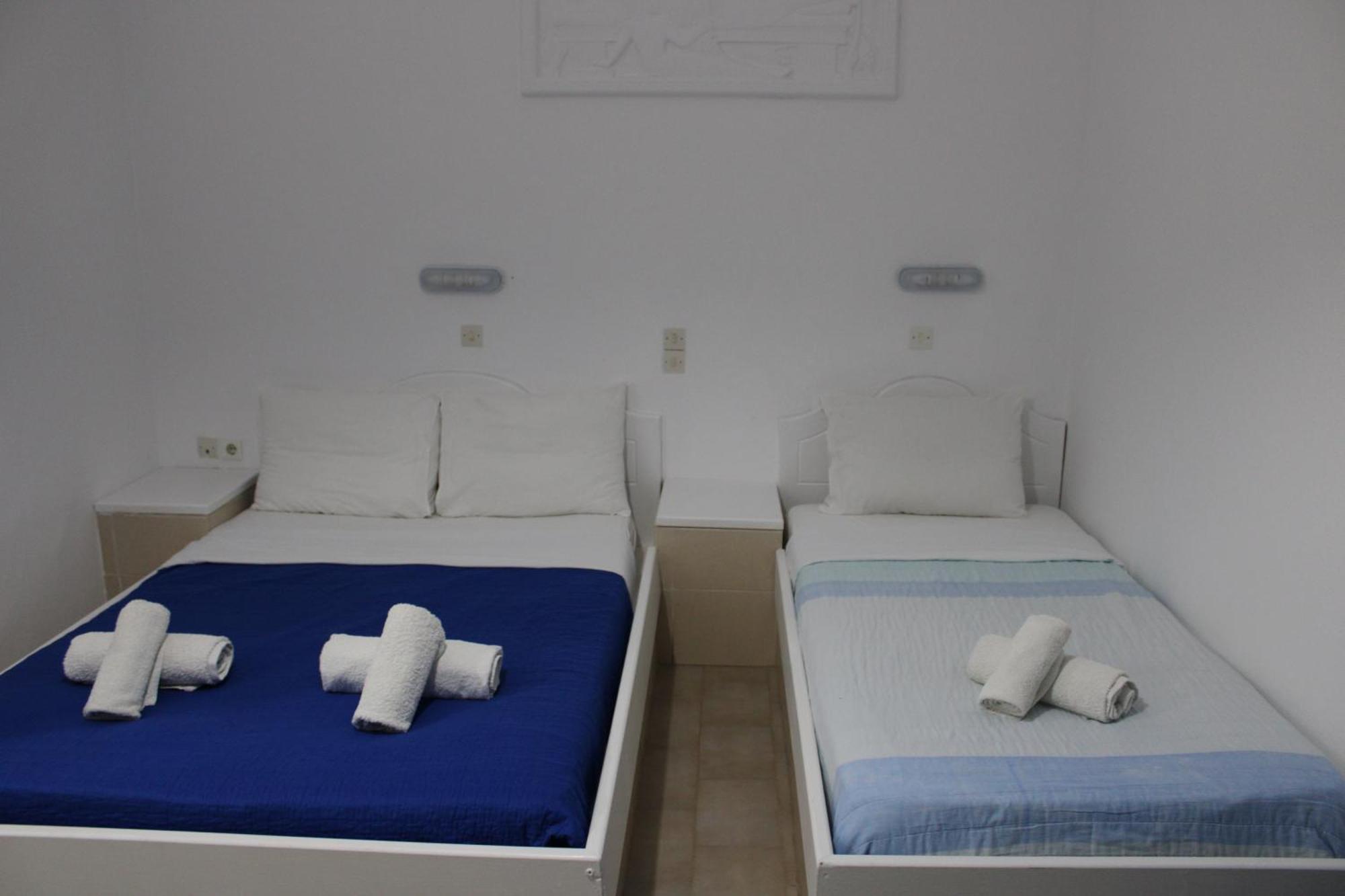The Three Anchors Rooms Emporio  Exteriör bild