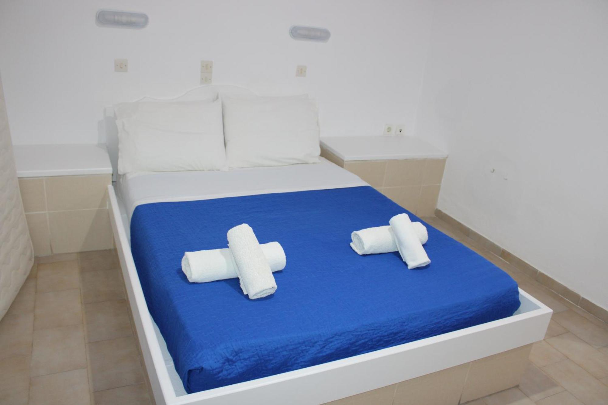 The Three Anchors Rooms Emporio  Exteriör bild